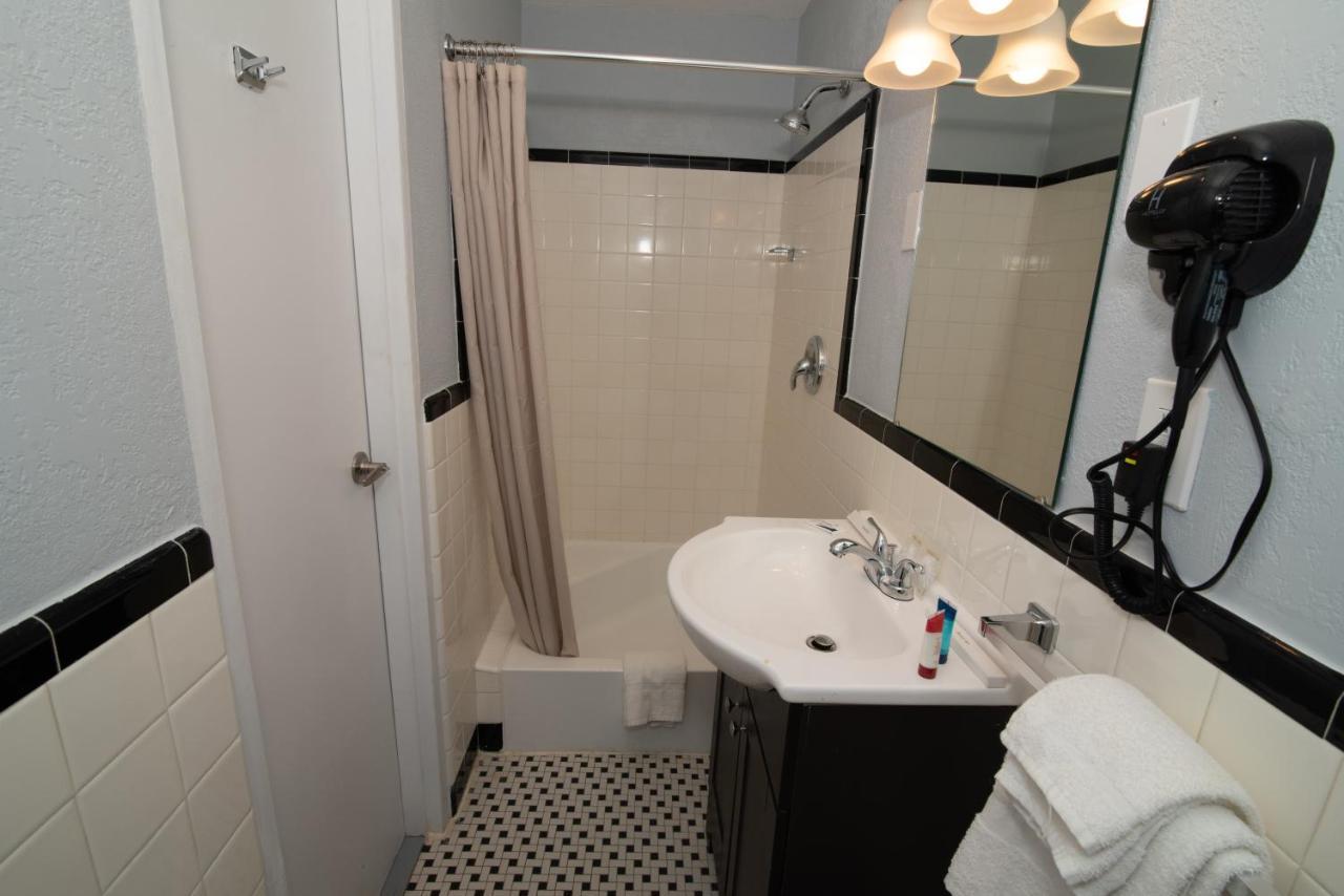 The Minuteman Inn Acton Concord Littleton Екстер'єр фото